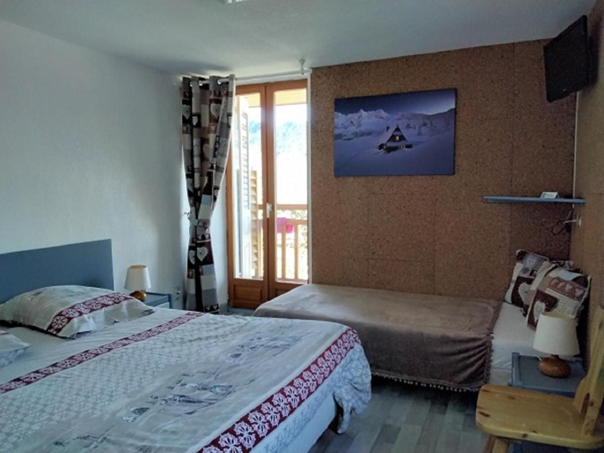 Hotel Le Beausejour Saint-François-Longchamp Buitenkant foto